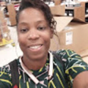 Meet your Posher, Crystal